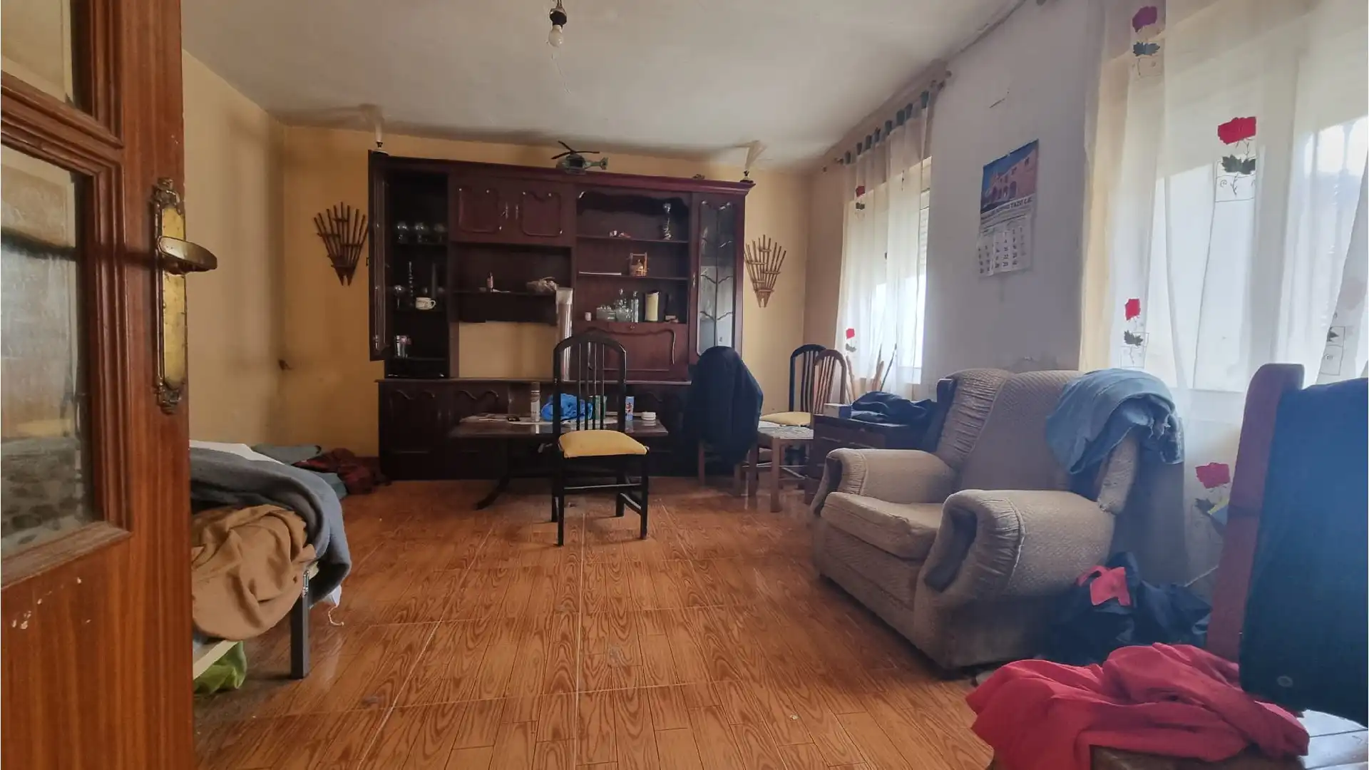 Sala d'estar de Casa o xalet en venda en Villarramiel amb Terrassa i Moblat