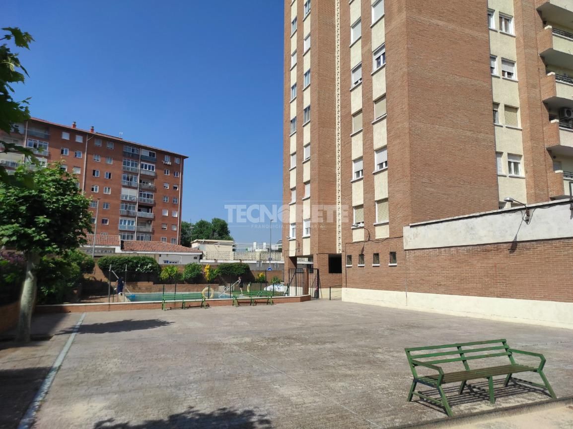 Exterior view of Flat for sale in Guadalajara Capital  with Storage room