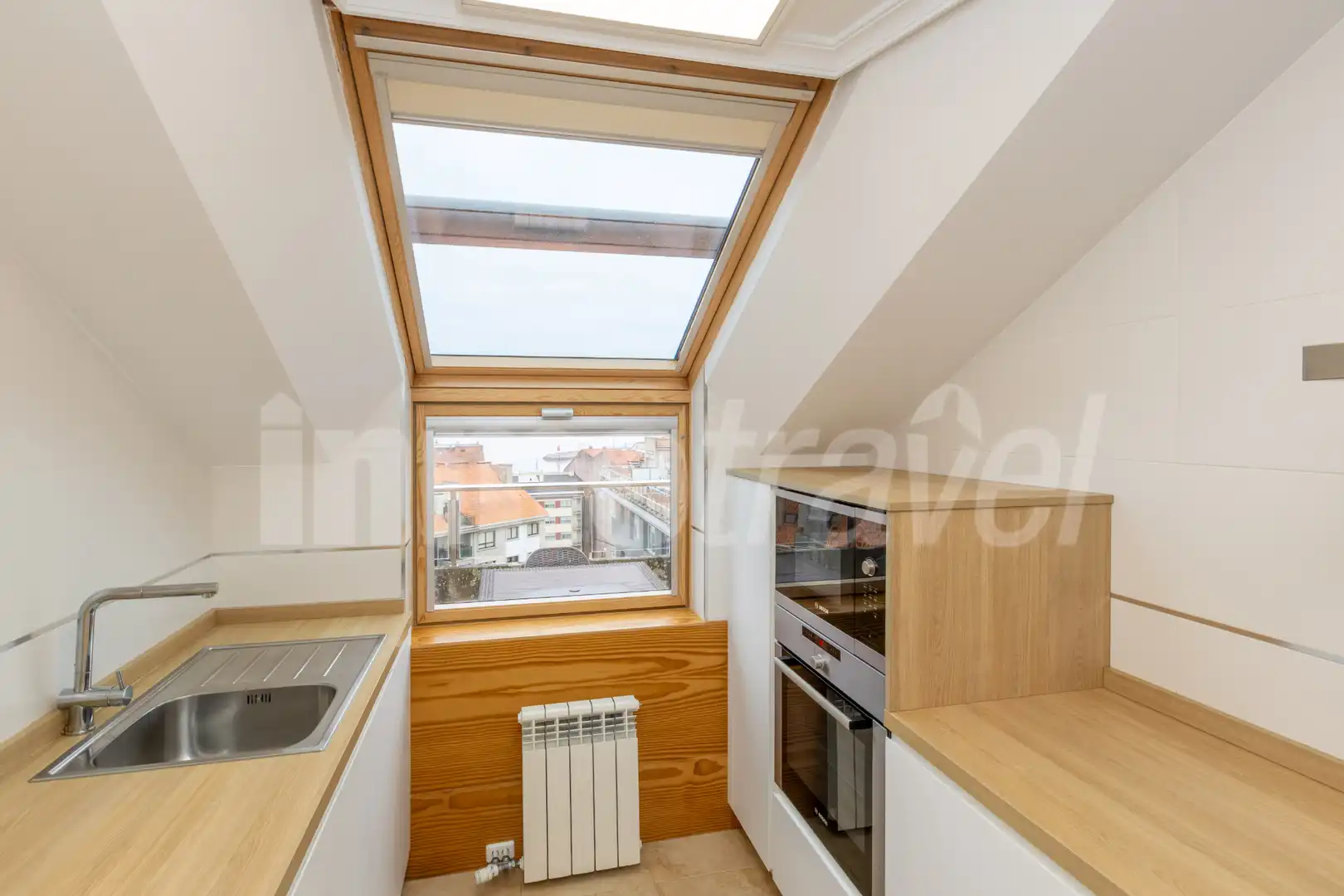 Kitchen of Attic for sale in Sanxenxo  with Air Conditioner, Heating and Terrace