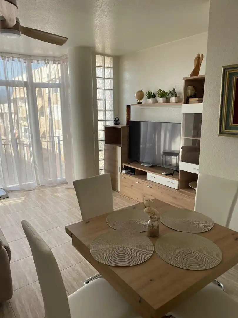Wohnzimmer von Wohnung zur Miete in Águilas mit Möbliert und Balkon
