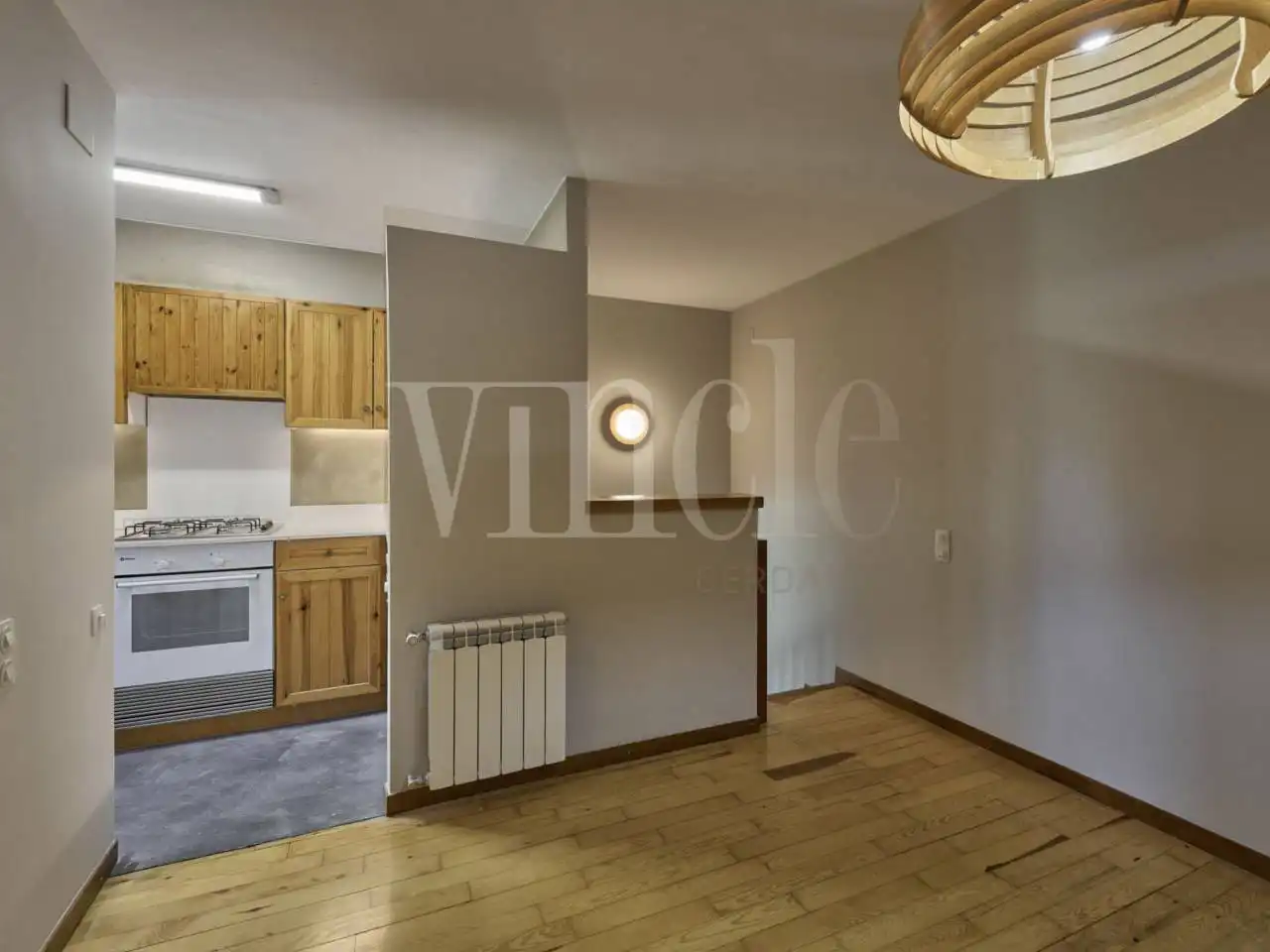Bedroom of Detached homes for rent in Alp  with Heating and Parquet flooring