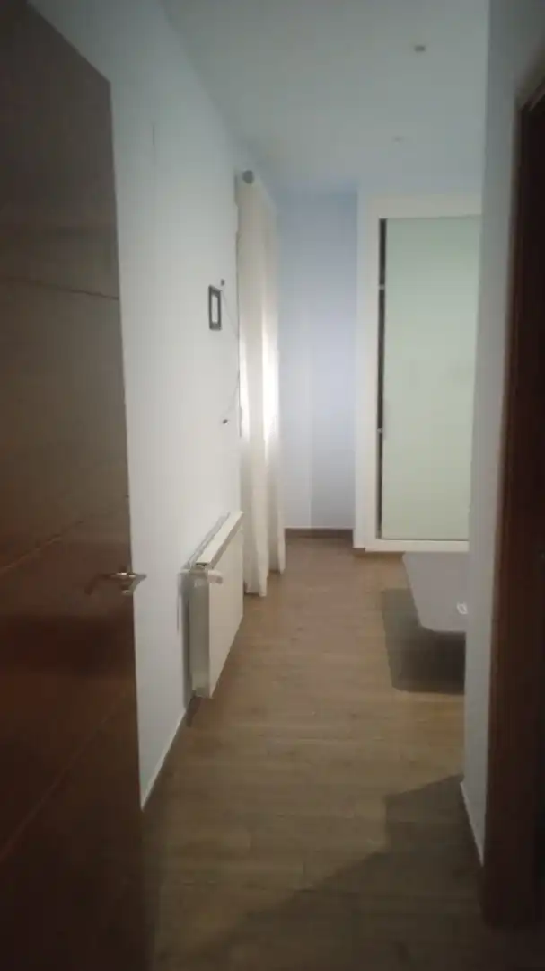 Wohnung zum Verkauf in Villarrobledo mit Klimaanlage, Heizung und Parkett