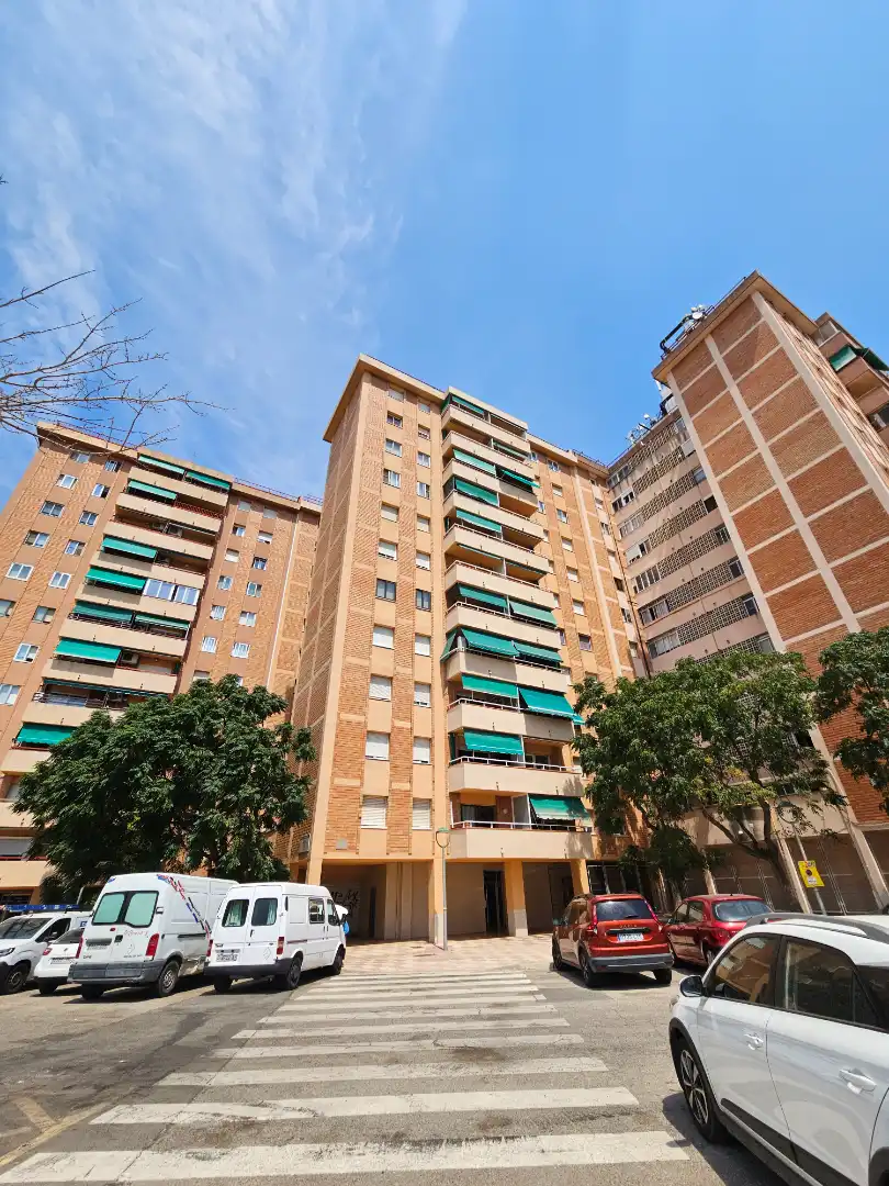 Exterior view of Flat for sale in Tarragona  with Terrace, Oven and Balcony