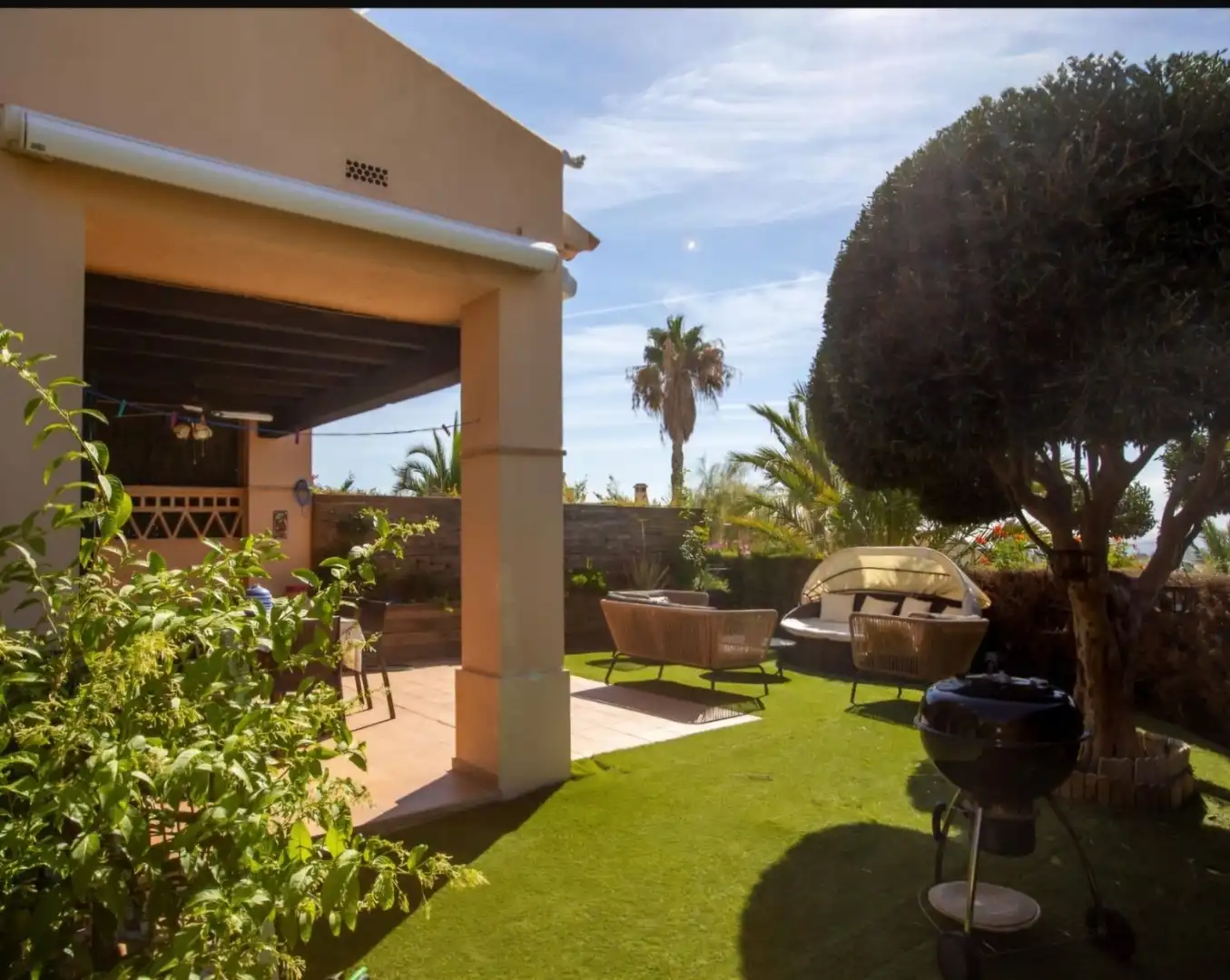 Adossat amb jardí de lloguer a Golf Bahía, imagen 3