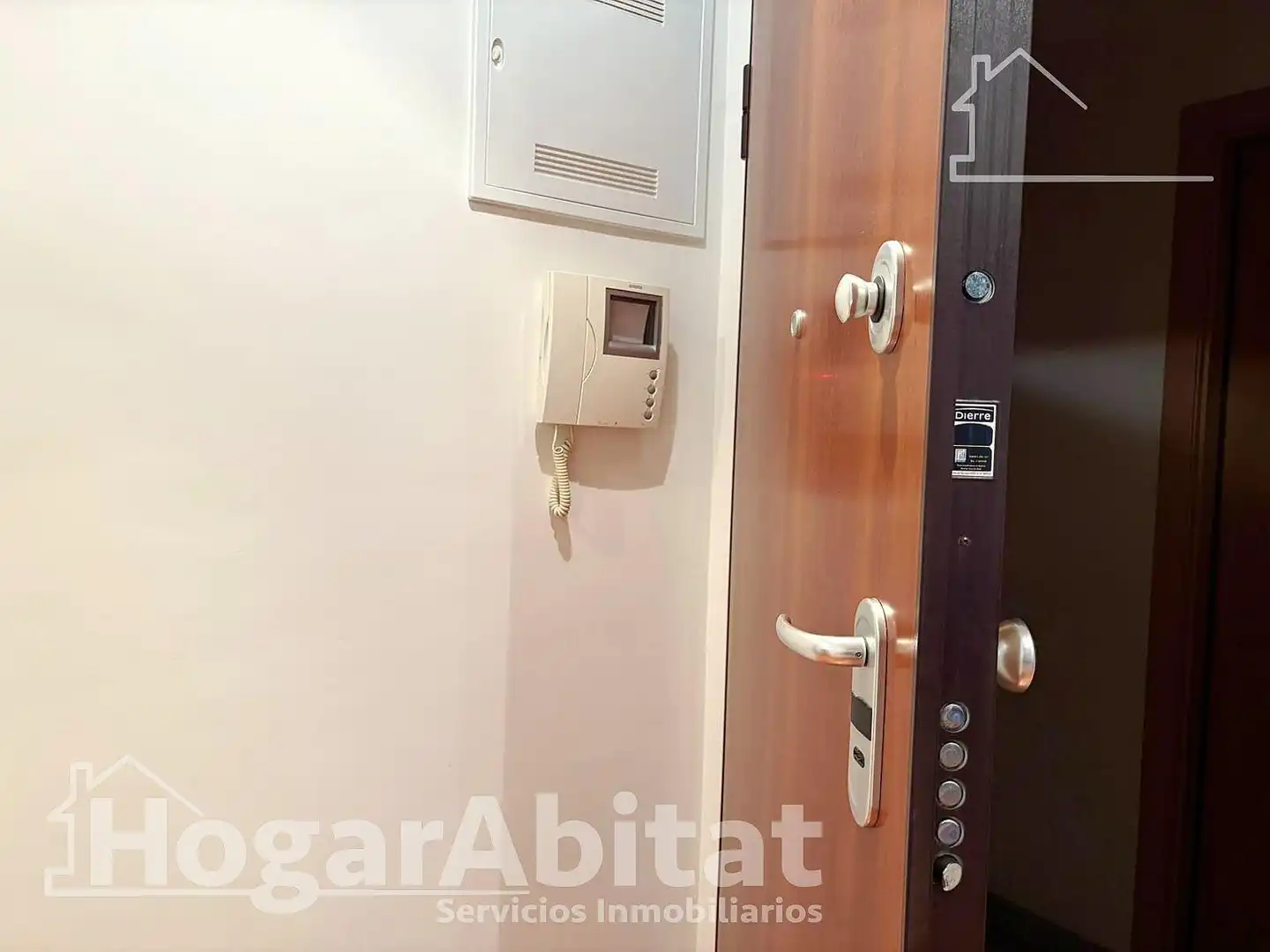 Wohnung zum Verkauf in Cullera mit Klimaanlage und Balkon