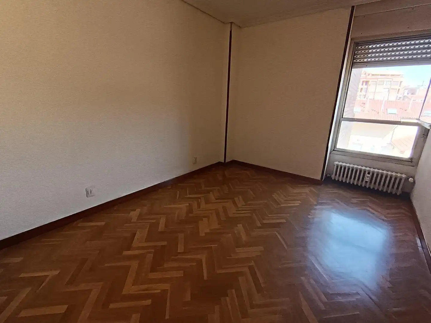 Habitación de Piso en venta en Valladolid con Calefacción