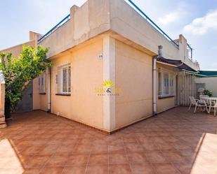 Vista exterior de Casa o xalet en venda en Torrevieja amb Aire condicionat, Calefacció i Terrassa