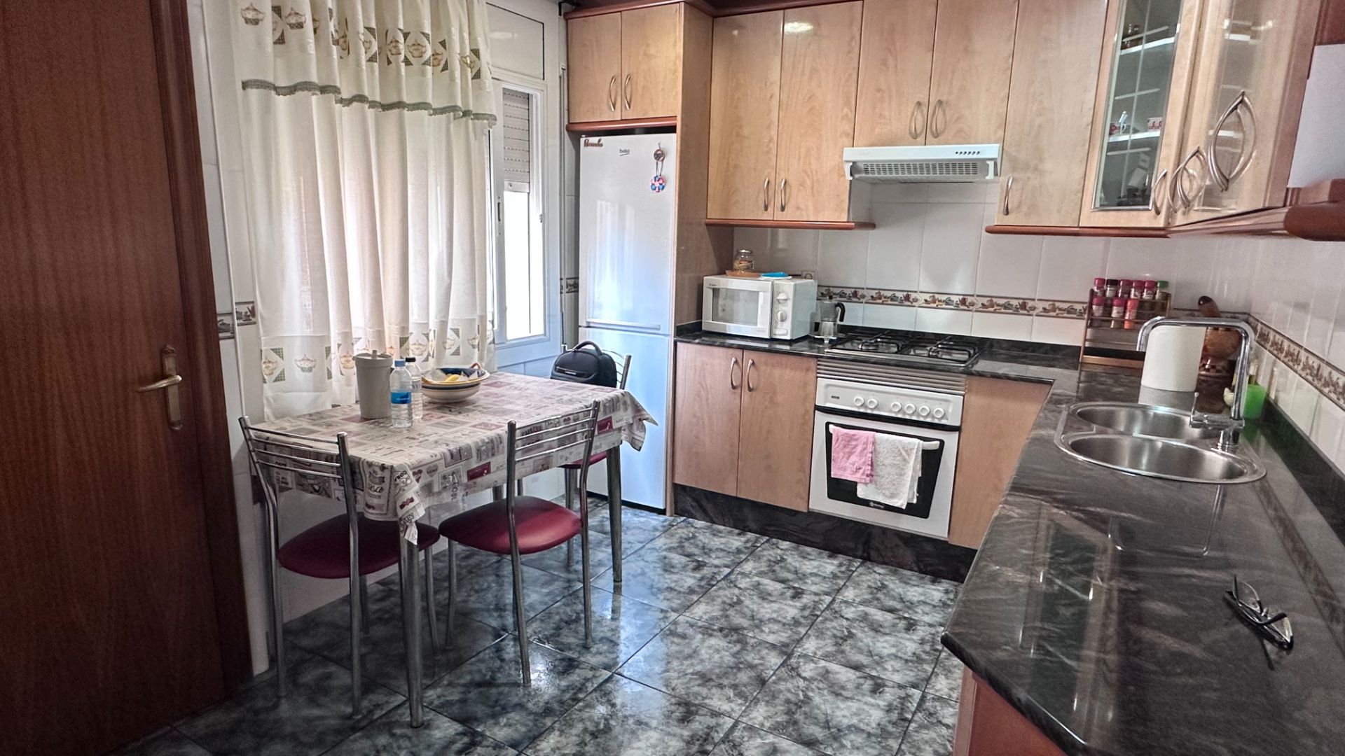 Kitchen of Flat for sale in Sabadell  with Heating, Storage room and Furnished