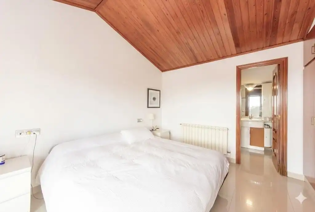 Dormitori de Casa o xalet en venda en Argentona amb Calefacció i Terrassa