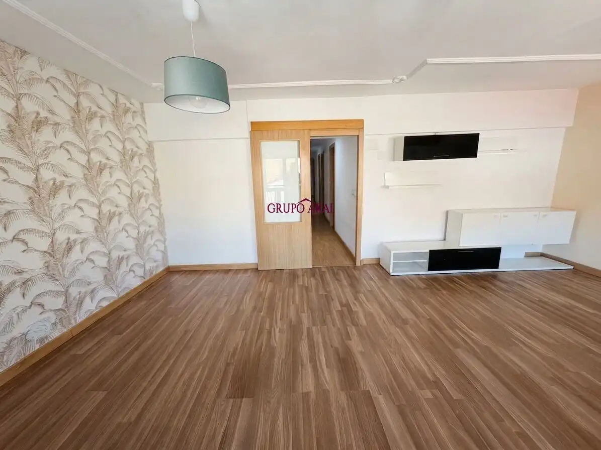 Flat with terrace for sale in Calle GASSET Y ARTIME, imagen 5