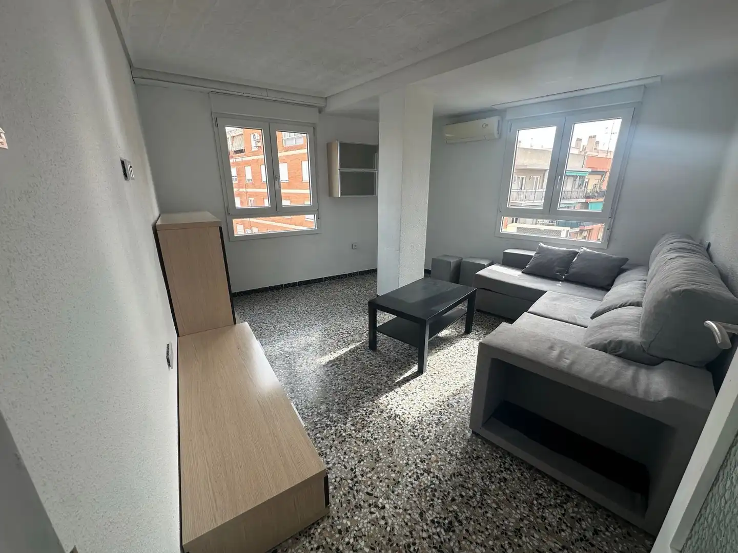 Living room of Flat for rent in Elche / Elx  with Heating, Furnished and Balcony