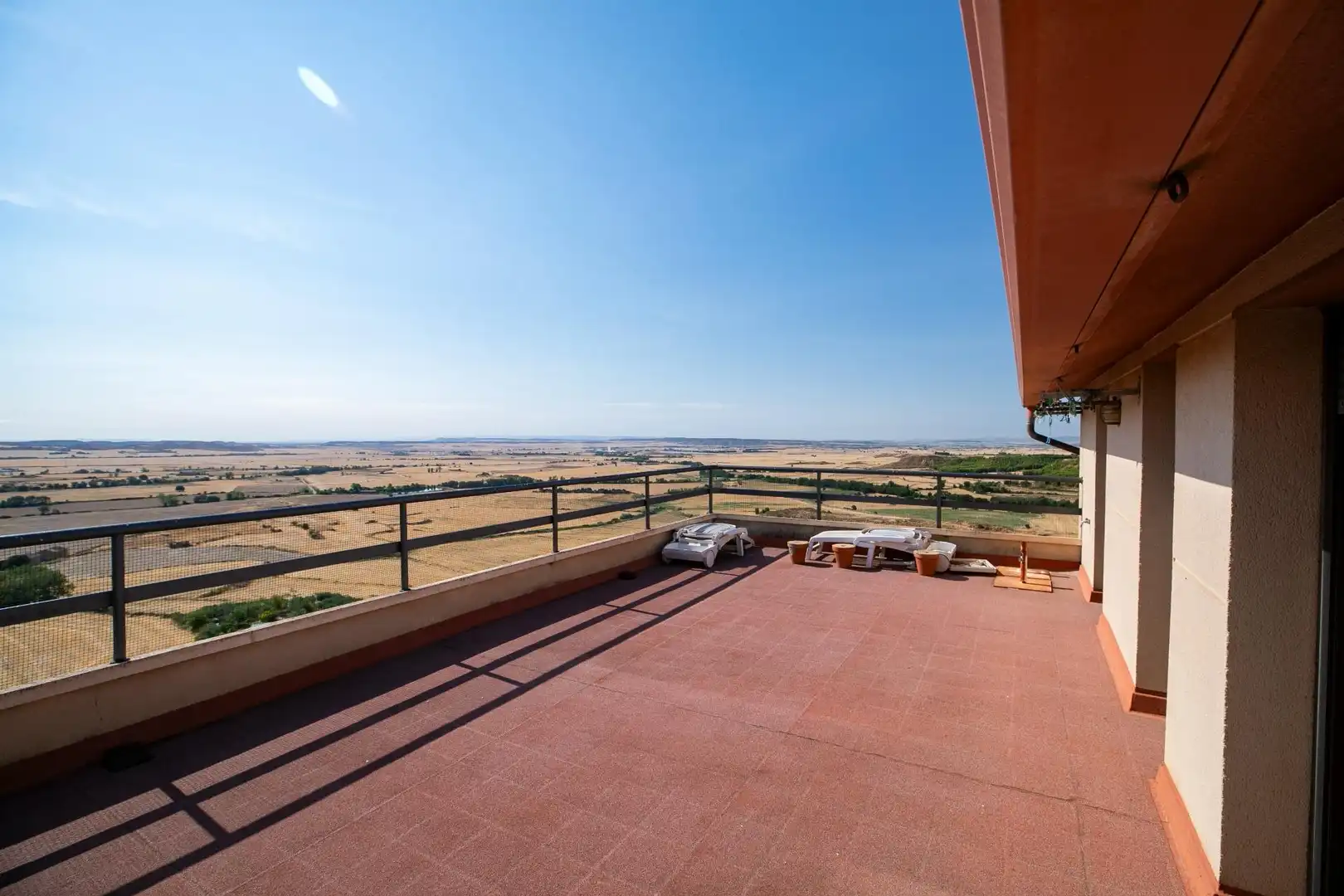 Terrassa de Edifici en venda en La Sotonera, Huesca