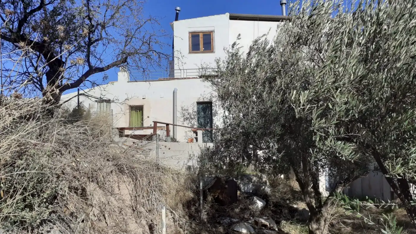 Vista exterior de Finca rústica en venda en Bayarque amb Traster