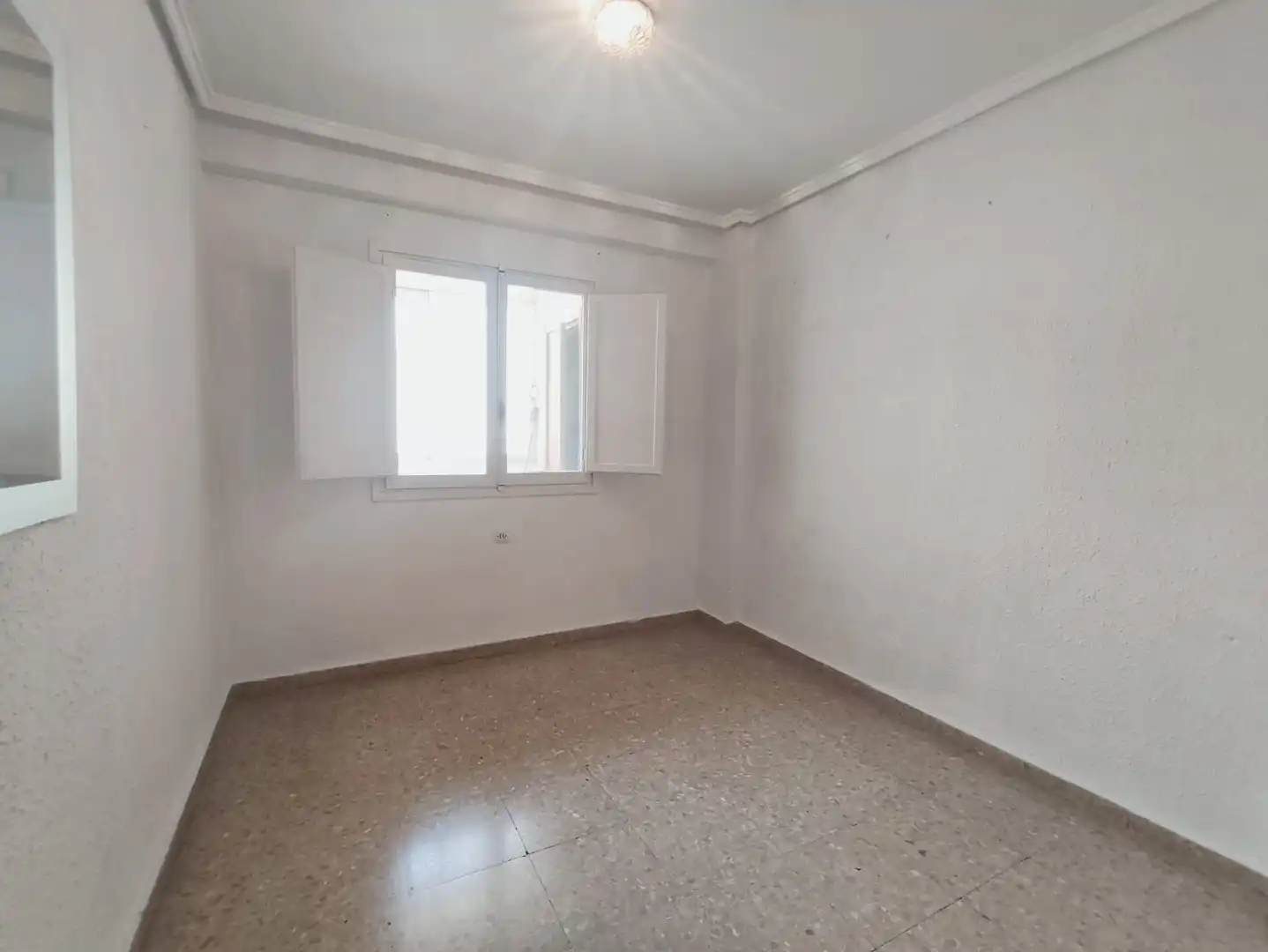 Habitación de Piso en venta en Valencia con Balcón