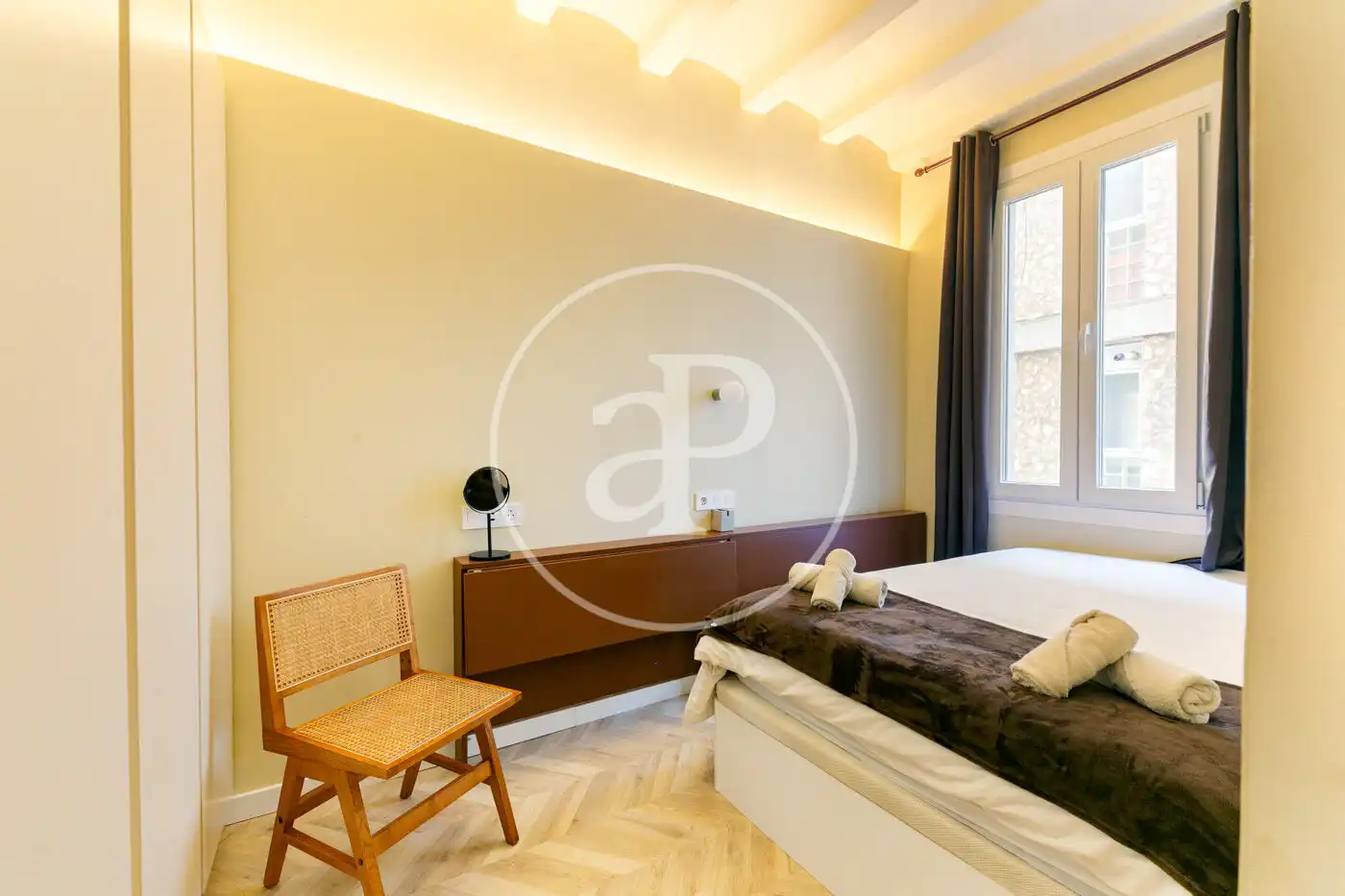 Habitación de Piso en venta en Barcelona con Calefacción, Amueblado y Balcón