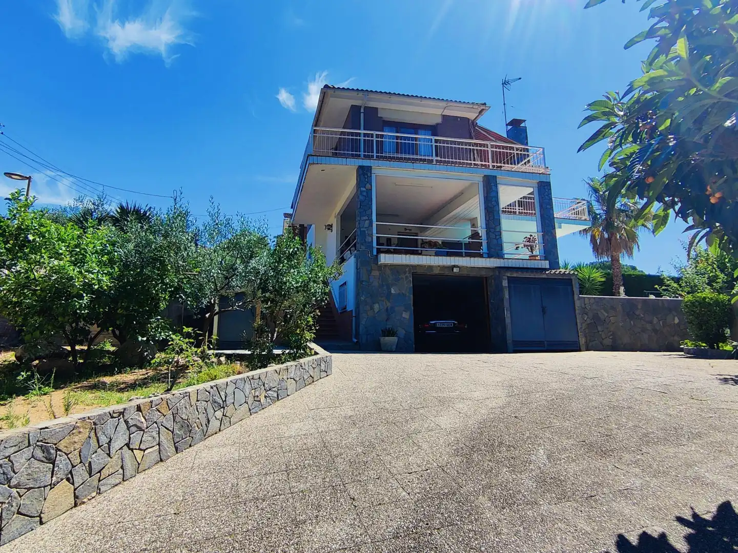 Vista exterior de Casa o chalet en venta en Lliçà d'Amunt con Calefacción y Jardín privado
