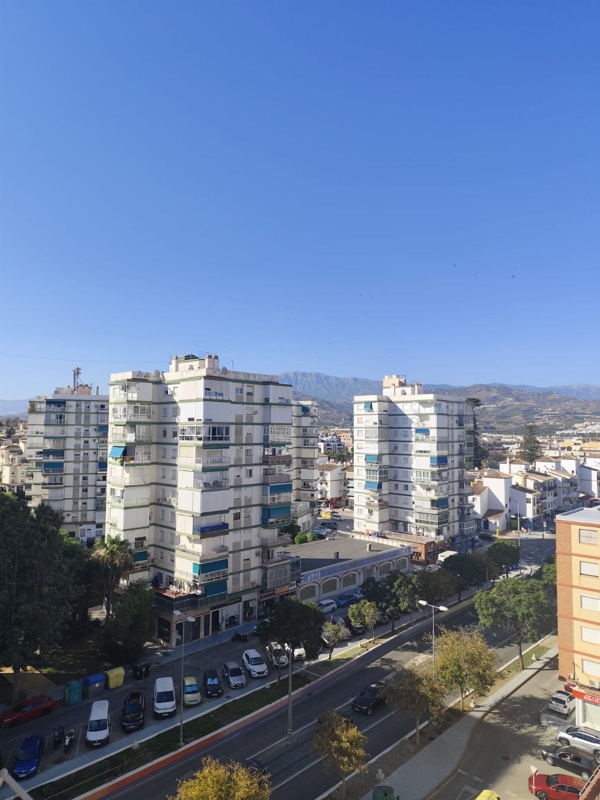 Vista exterior de Estudi en venda en Vélez-Málaga amb Aire condicionat, Calefacció i Moblat