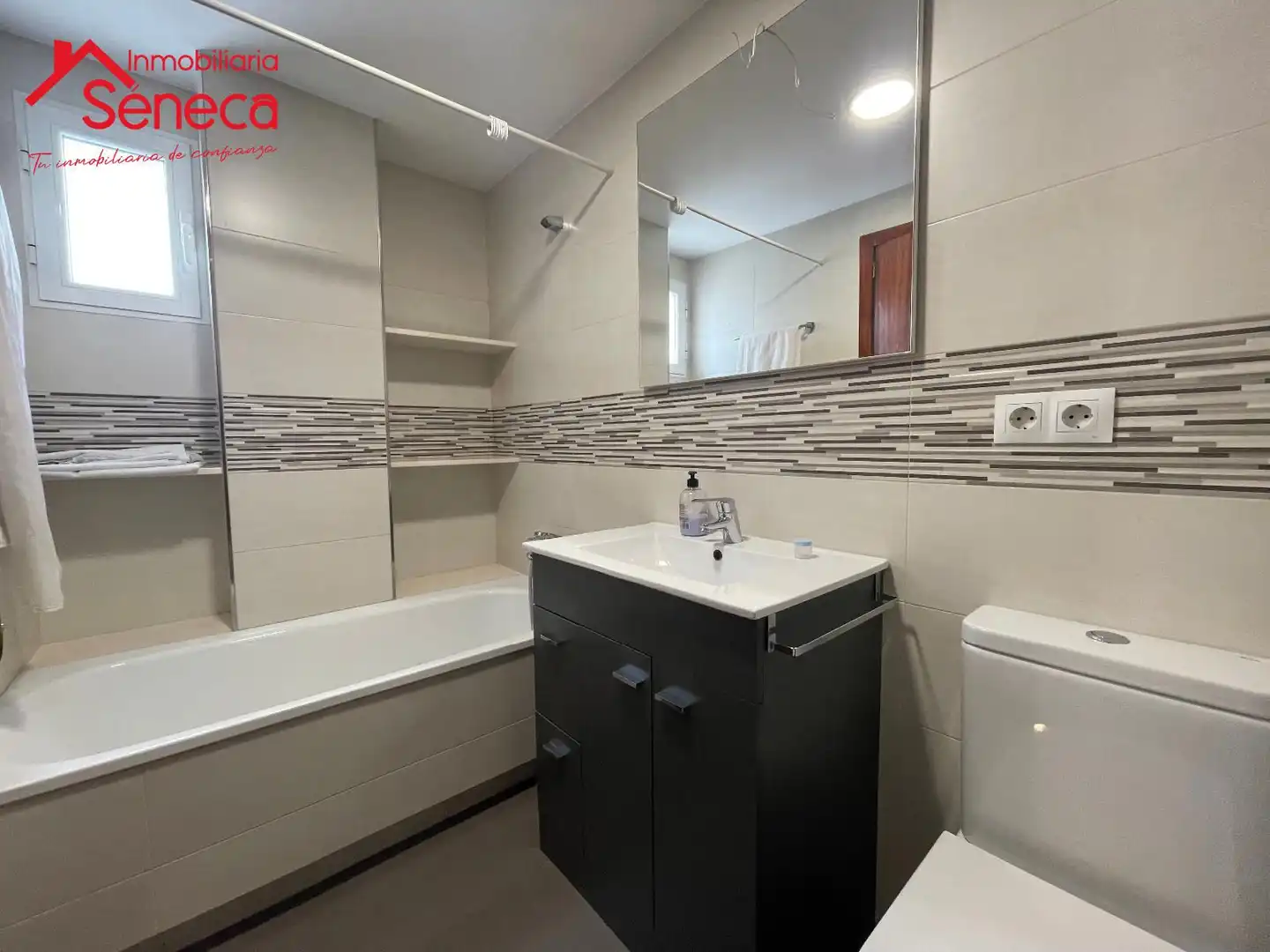 Baño de Piso en venta en Córdoba con Aire acondicionado, Terraza y Trastero