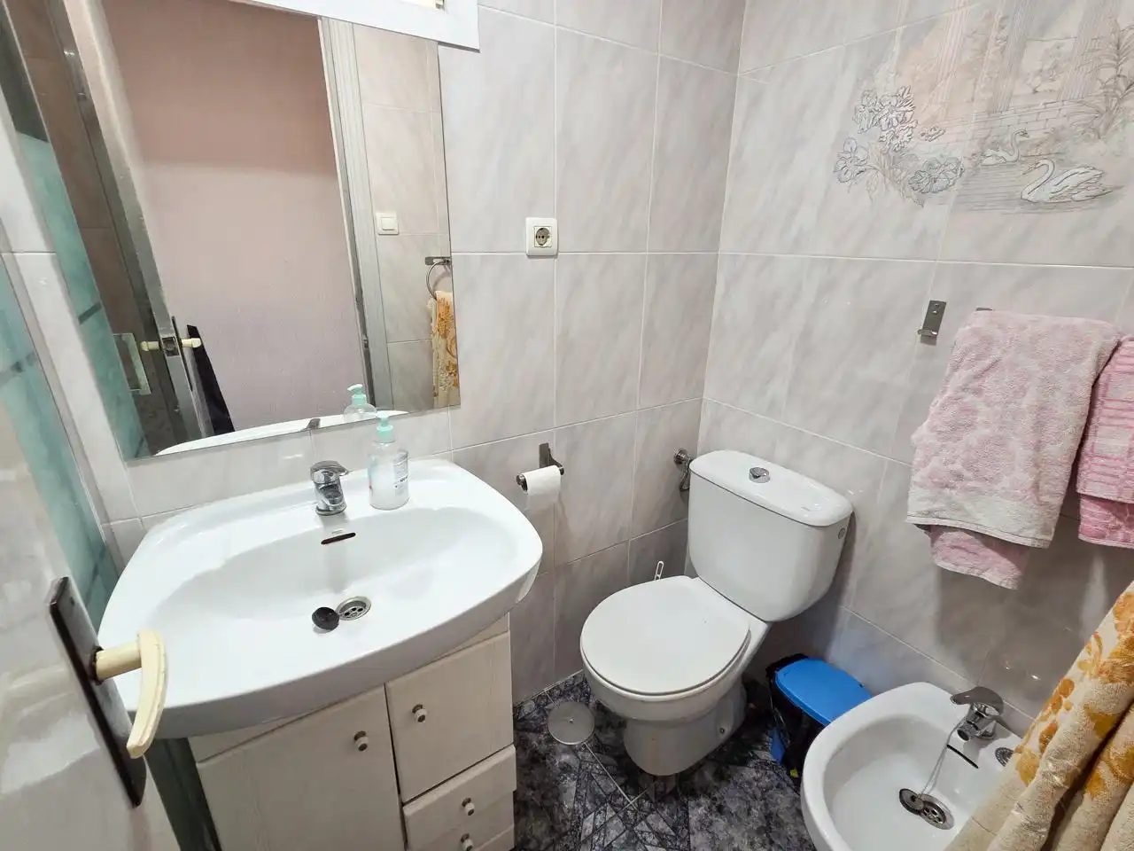 Bathroom of Flat for rent in Elche / Elx  with Furnished and Balcony
