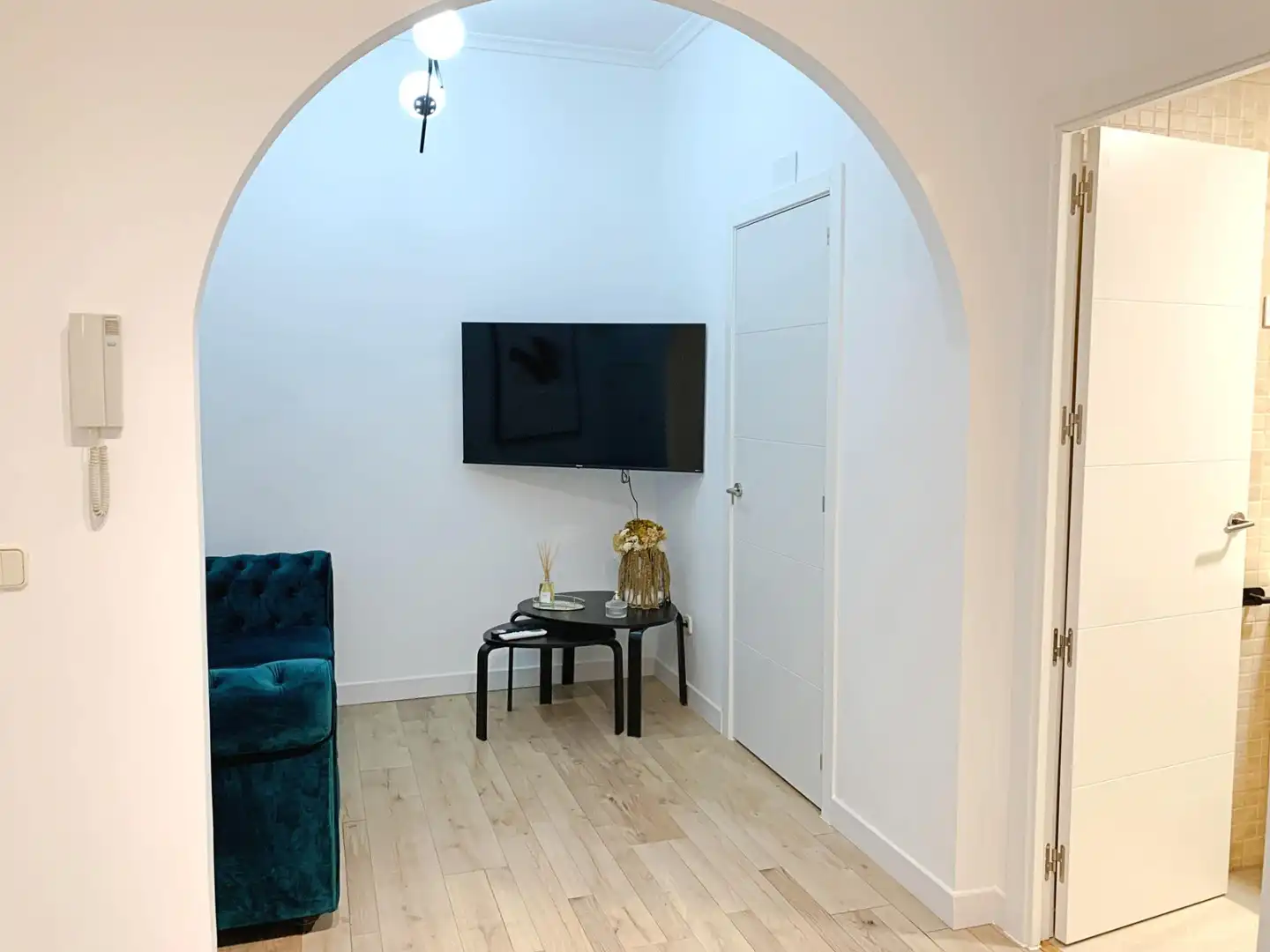 Sala d'estar de Pis en venda en Madrid amb Aire condicionat, Calefacció i Moblat