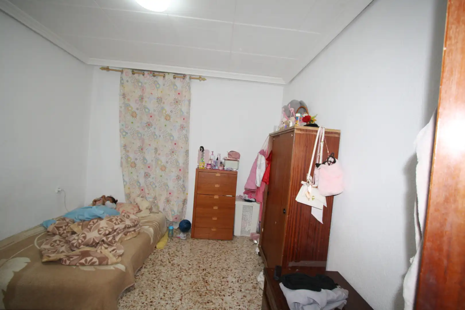 Dormitori de Casa o xalet en venda en Albacete amb Calefacció, Terrassa i Traster