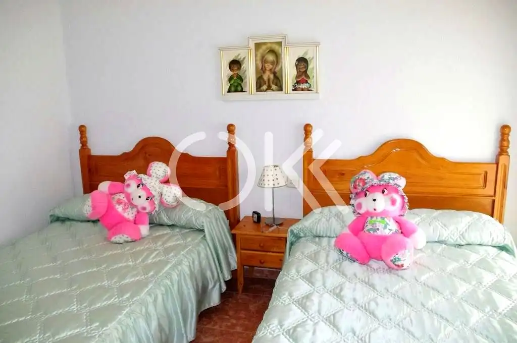 Einfamilien-Reihenhaus zum Verkauf in Cardenal Cisneros, 67, Coria