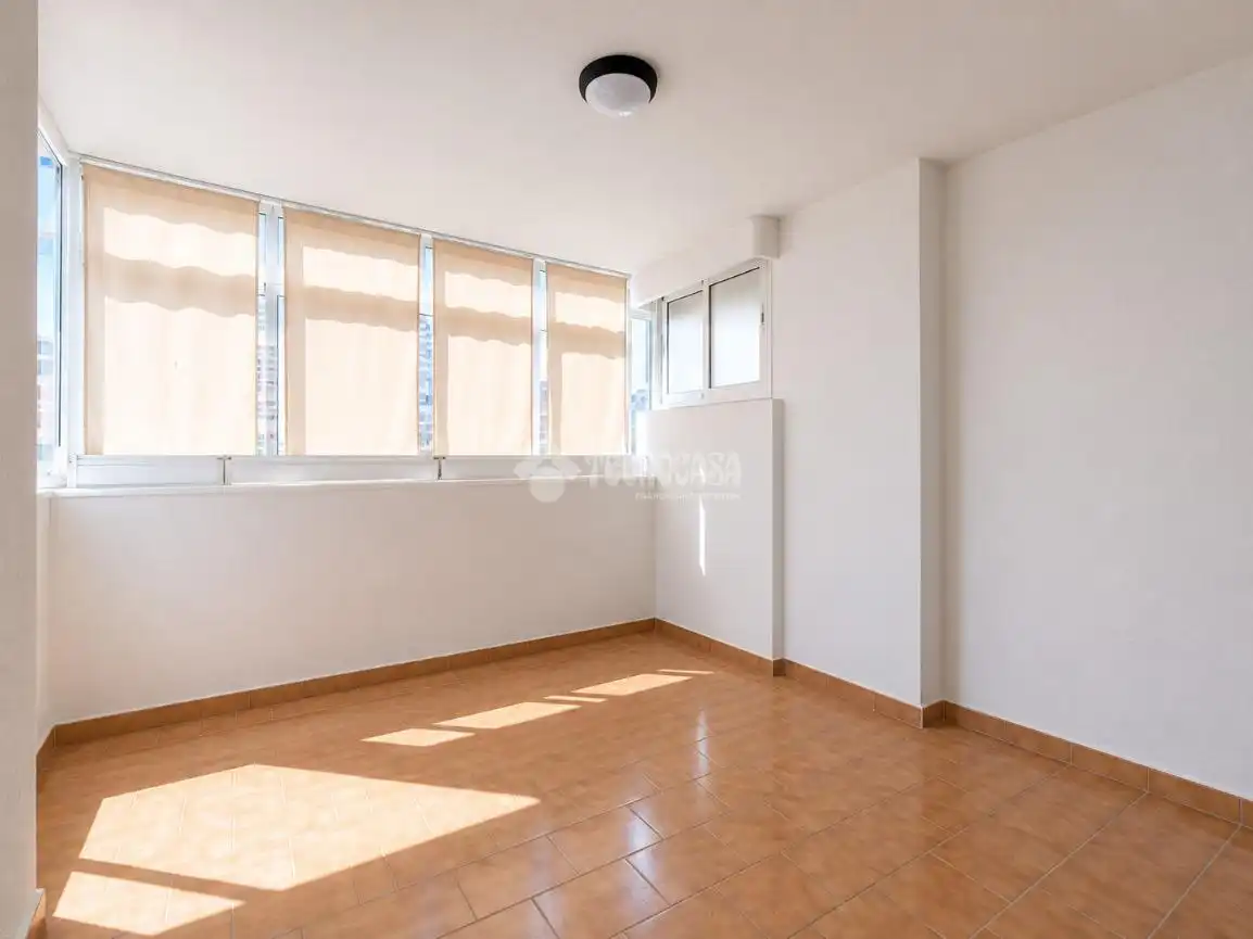 Bedroom of Flat for sale in Fuengirola