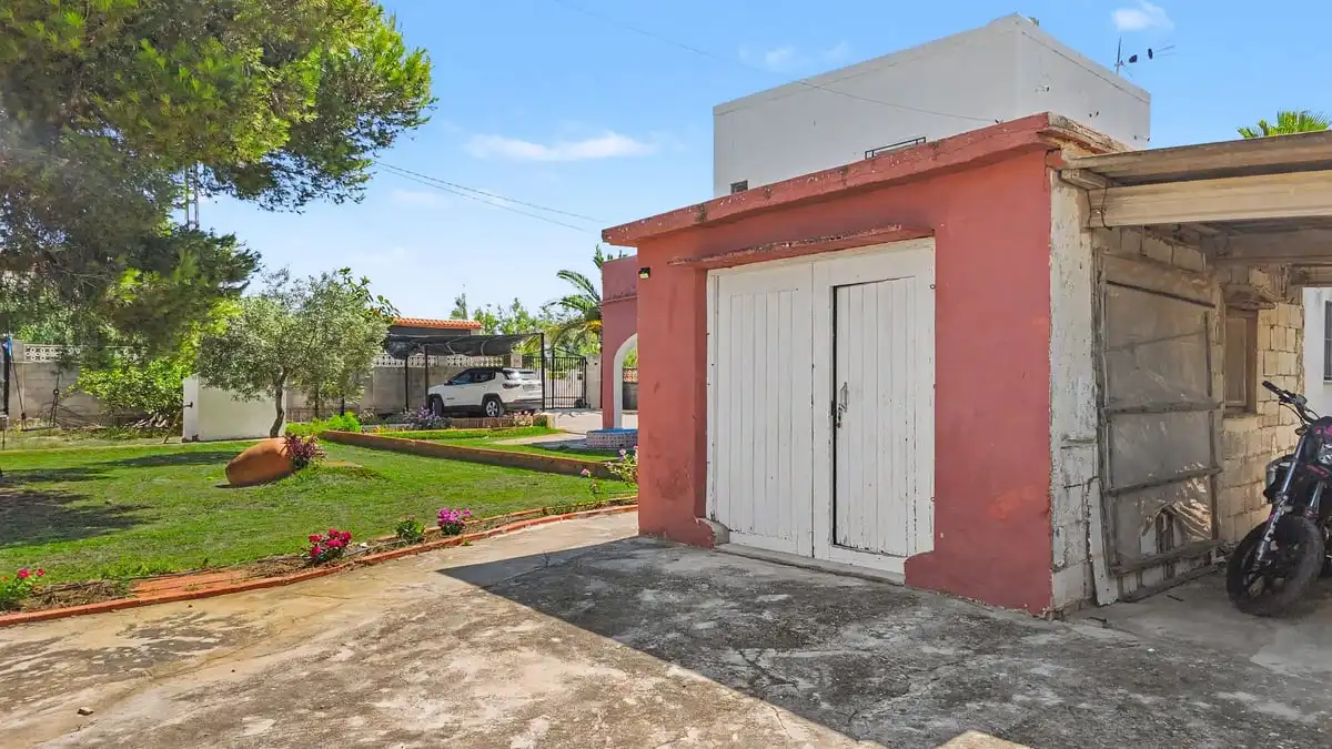 Außenansicht von Haus oder Chalet zum Verkauf in Dénia mit Klimaanlage, Heizung und Terrasse