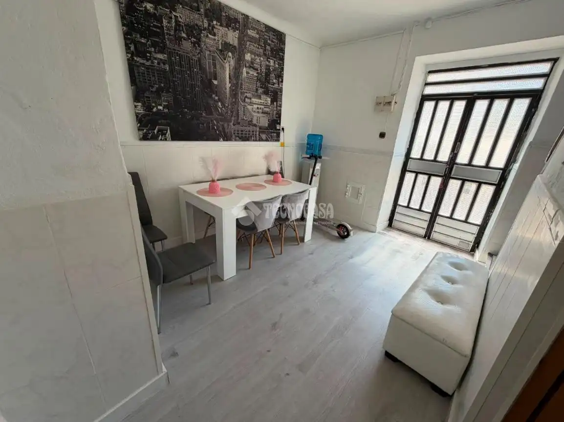 Casa adosada en venta en Torredonjimeno