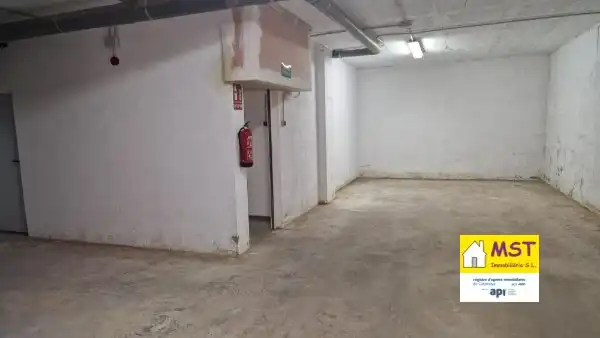 Parkplatz mit Aufzug zum Verkauf in Passeig Ramon Vall, imagen 2