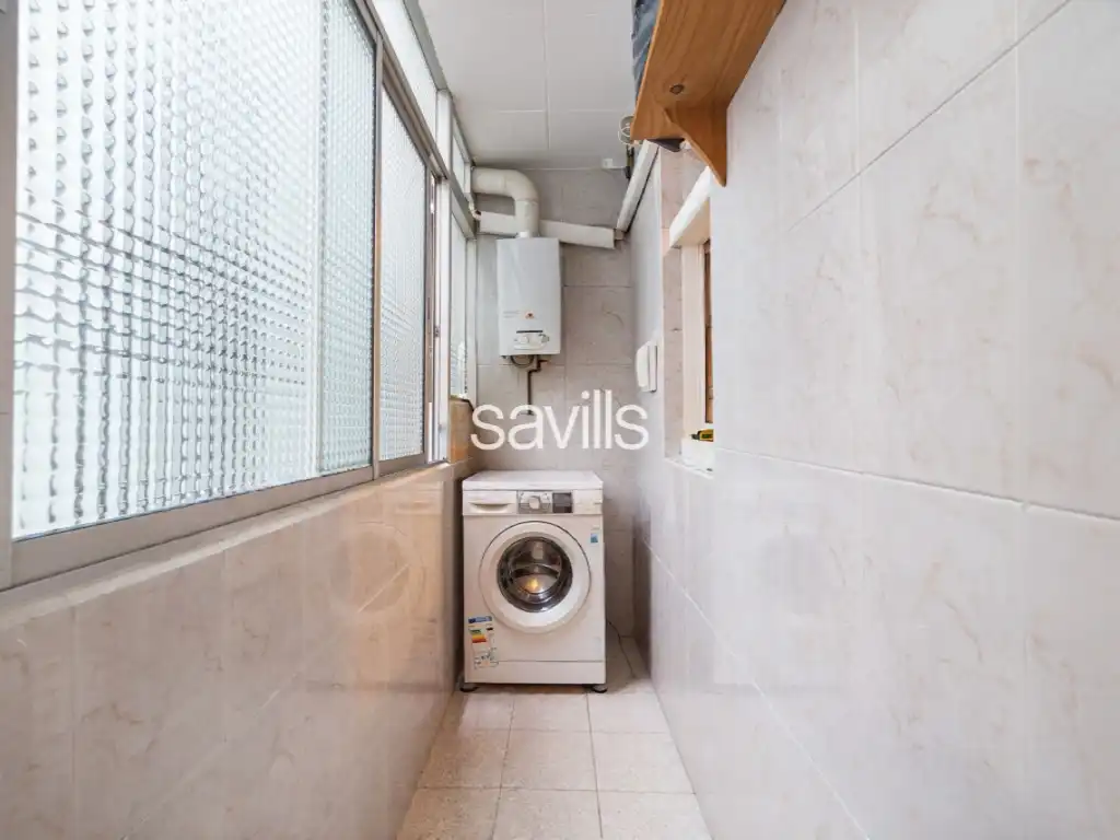 Bany de Apartament en venda en L'Hospitalet de Llobregat amb Aire condicionat