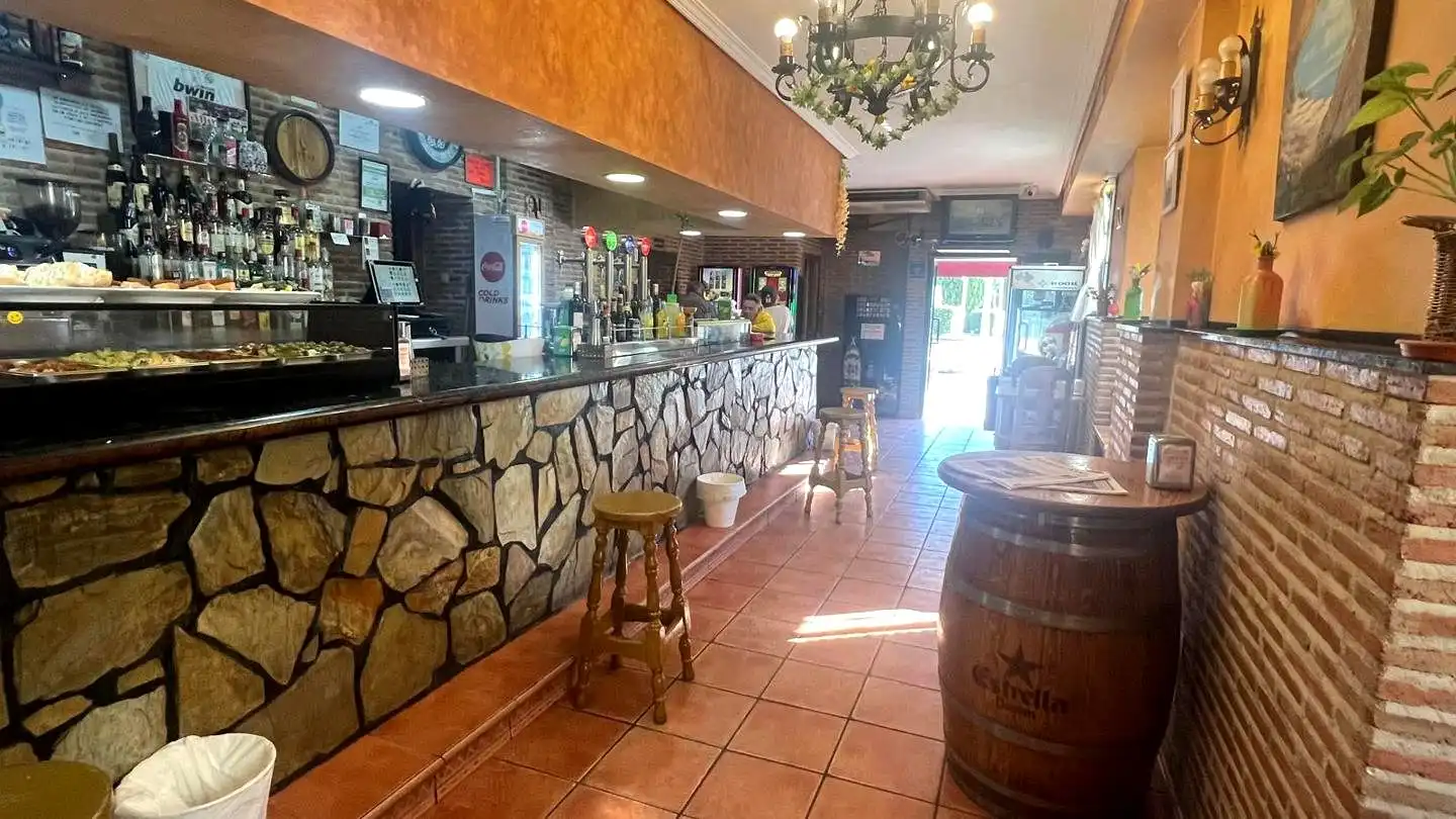 Local comercial en venta en Pino 1, imagen 2