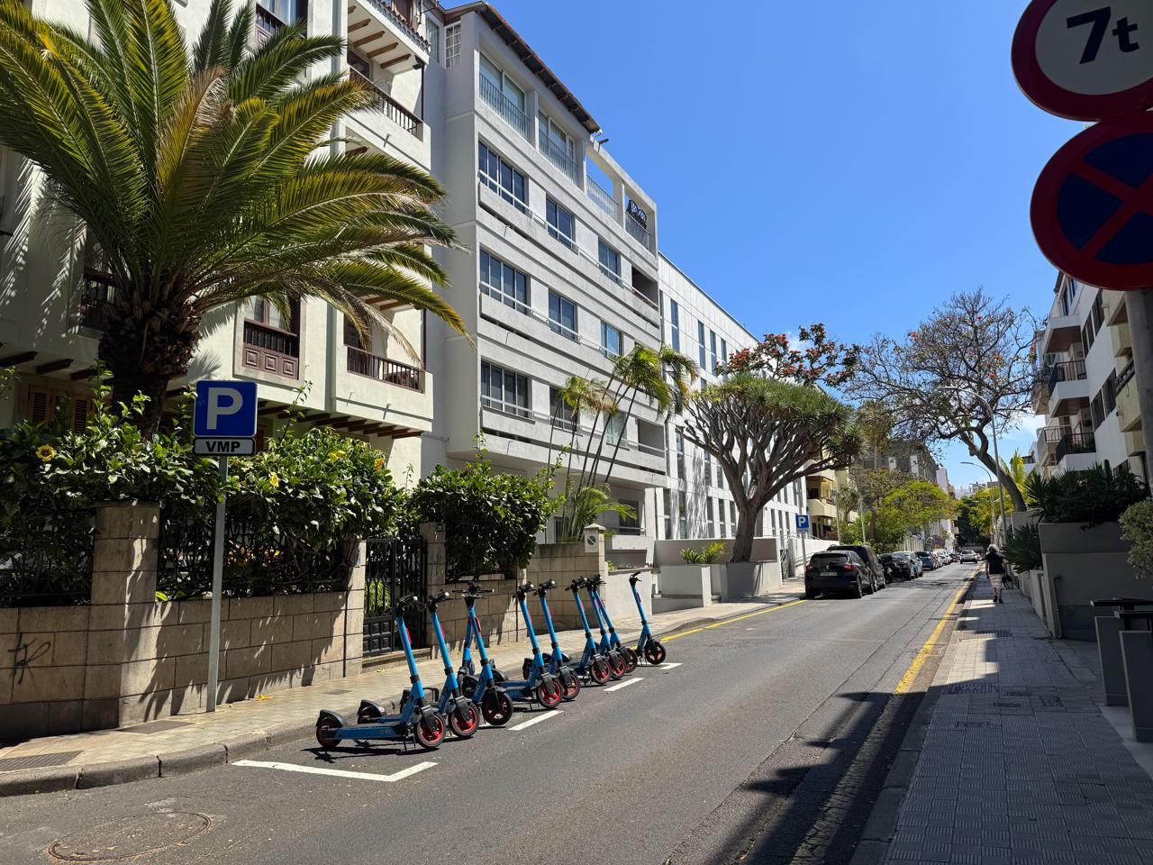 Exterior view of Flat for sale in  Santa Cruz de Tenerife Capital  with Terrace