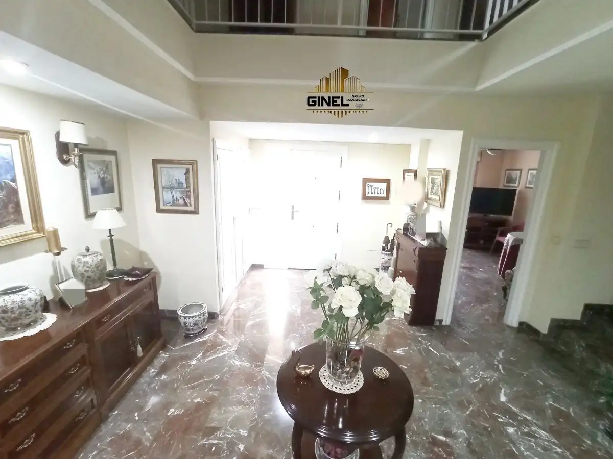 Casa o xalet en venda en Jaén amb Aire condicionat, Calefacció i Terrassa