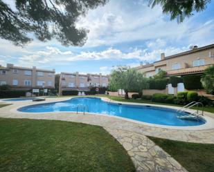 Piscina de Planta baixa en venda en Altafulla amb Calefacció, Jardí privat i Terrassa