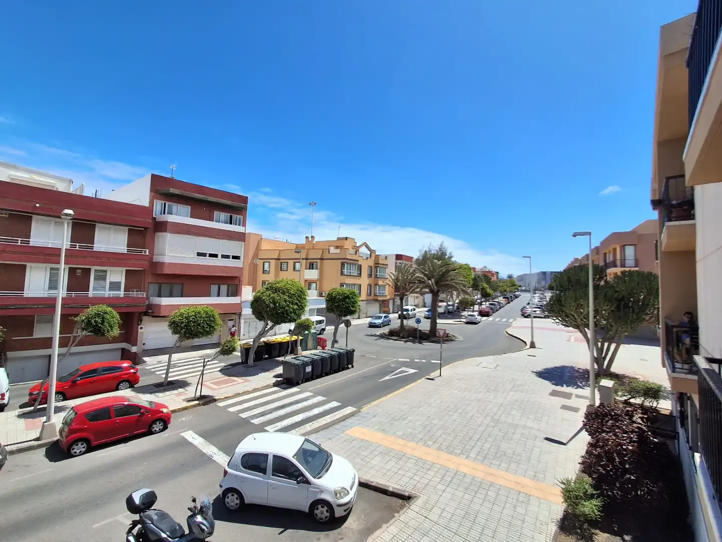 Pis amb terrassa de lloguer a Calle Américo Vespucio 70