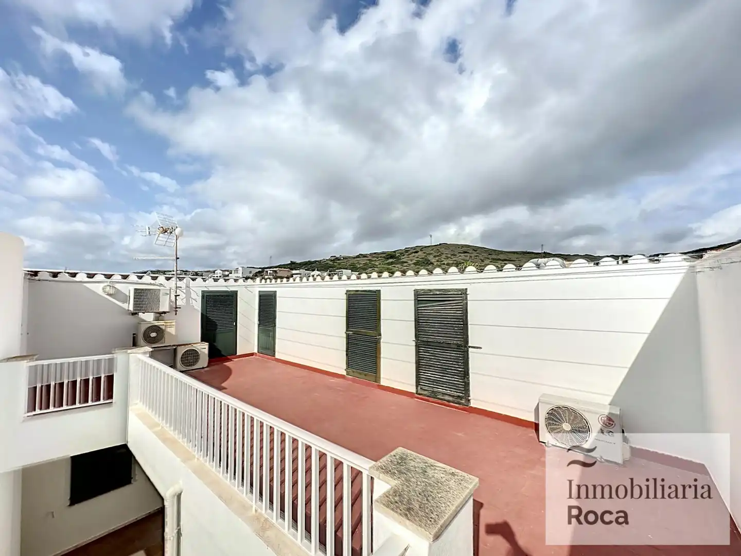 Vista exterior de Apartament en venda en Es Mercadal amb Aire condicionat, Traster i Balcó