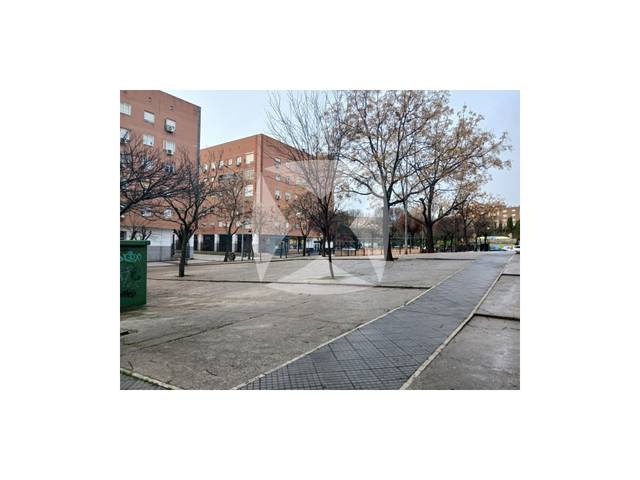 Garaje en Venta en N/A en Centro