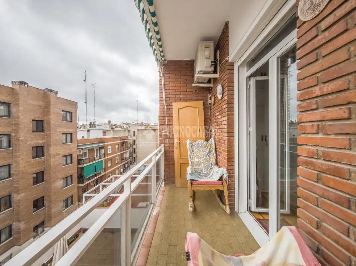 Terrasse von Wohnung zum Verkauf in Madrid mit Heizung, Parkett und Terrasse