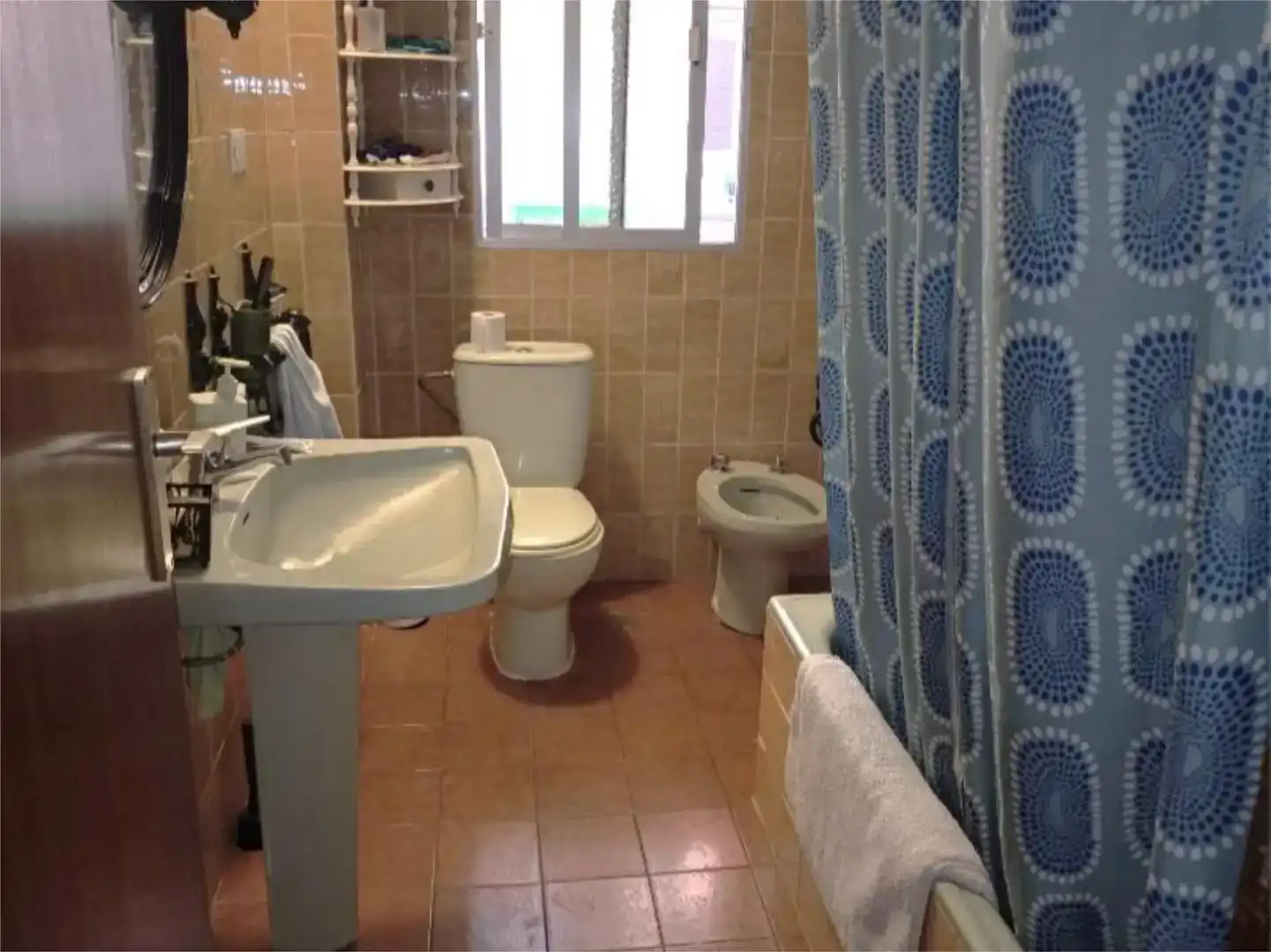 Baño de Piso en venta en  Granada Capital con Aire acondicionado y Balcón