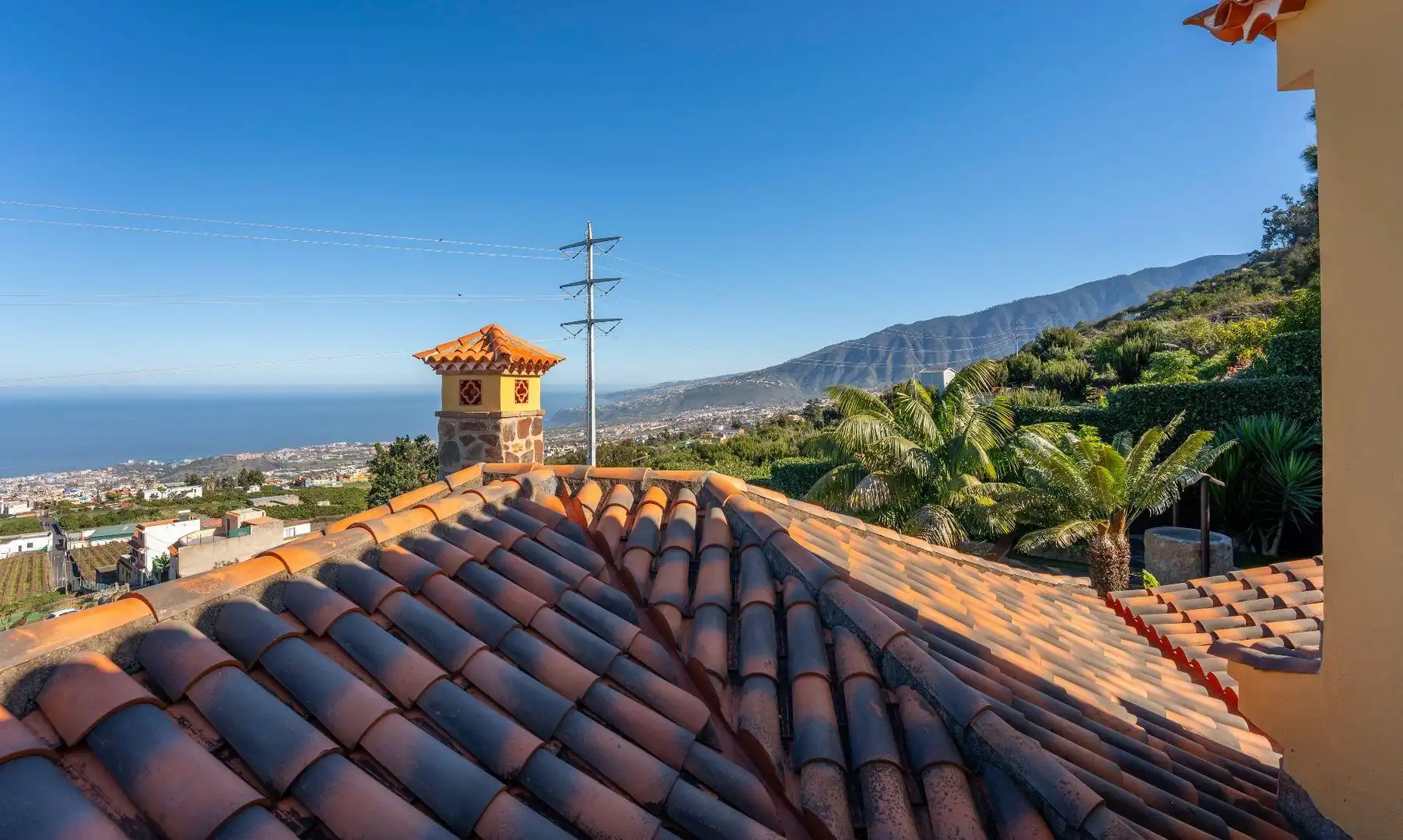 Exterior view of Houses for sale in La Orotava  with Heating, Private garden and Storage room