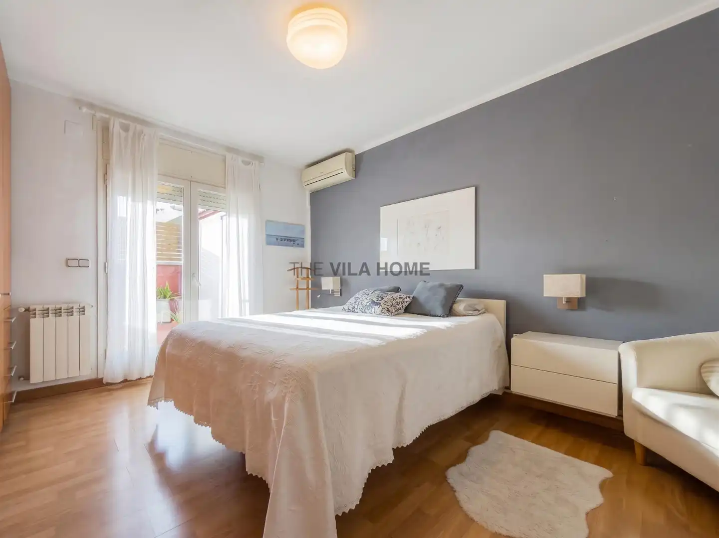 Schlafzimmer von Dachboden zum Verkauf in Vilafranca del Penedès mit Klimaanlage und Heizung