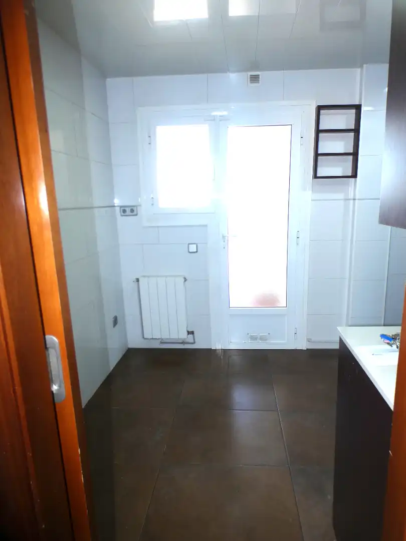 Piso en venta en Terrassa con Calefacción, Parquet y Horno