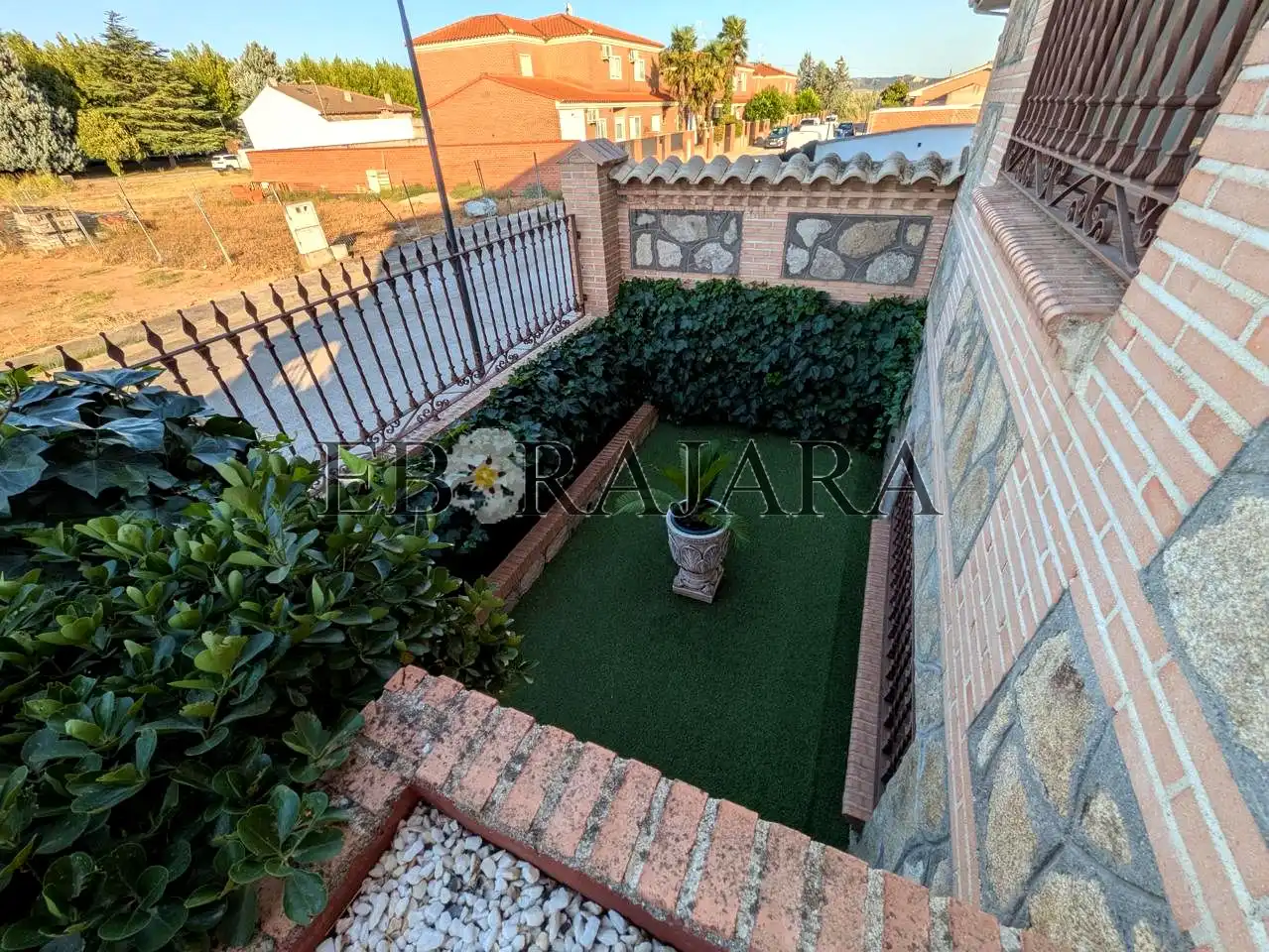 Casa amb piscina en venda a Calle la Amistad, imagen 29