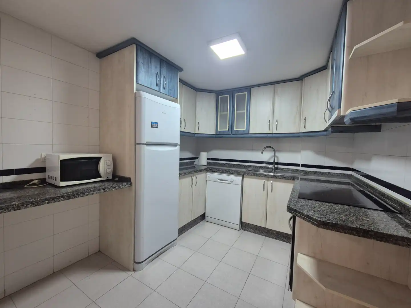 Cocina de Apartamento en venta en Badajoz con Aire acondicionado, Calefacción y Amueblado
