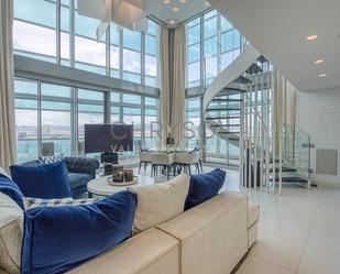 Living room of Attic for sale in  Barcelona Capital  with Air Conditioner, Heating and Private garden