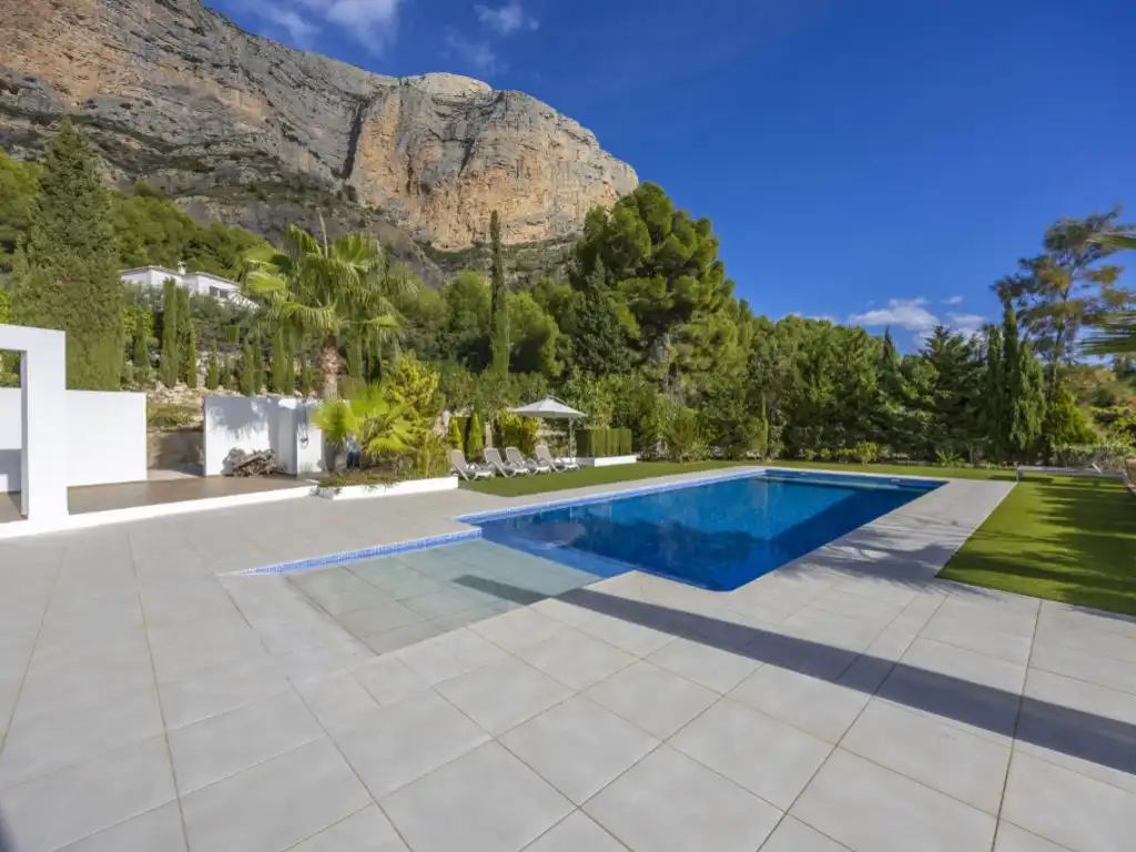 Swimming pool of Houses for sale in Jávea / Xàbia  with Air Conditioner, Terrace and Swimming Pool
