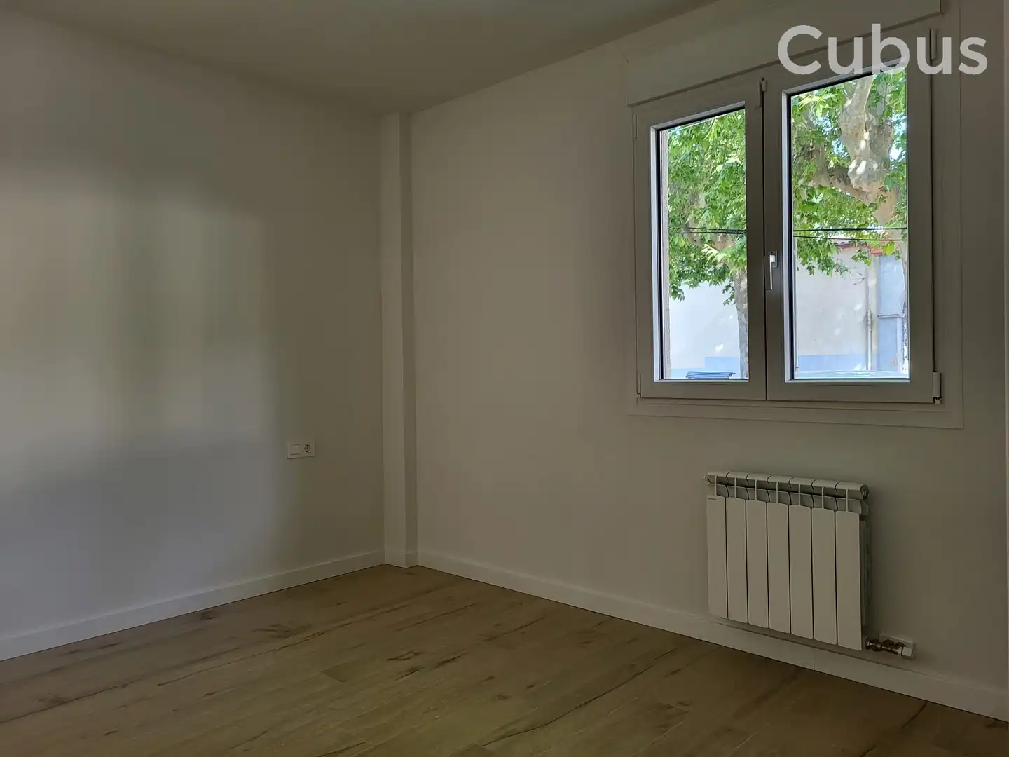 Planta baixa en venda a Olot