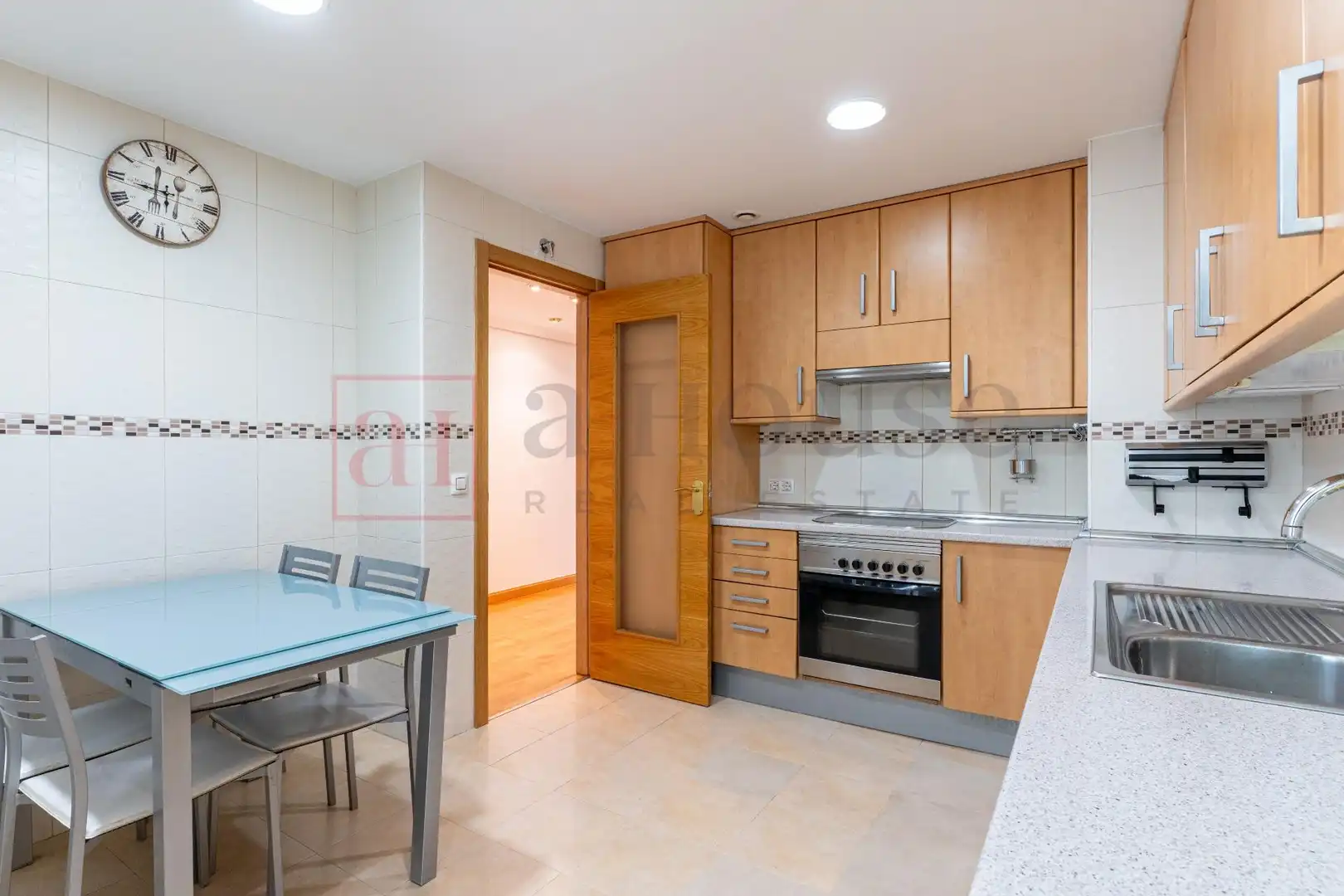 Kitchen of Flat for sale in Madrid  with Air Conditioner, Heating and Private garden