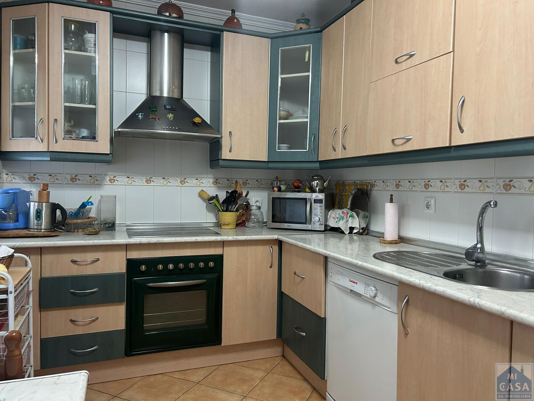 Kitchen of Flat for sale in Mérida  with Air Conditioner, Heating and Terrace